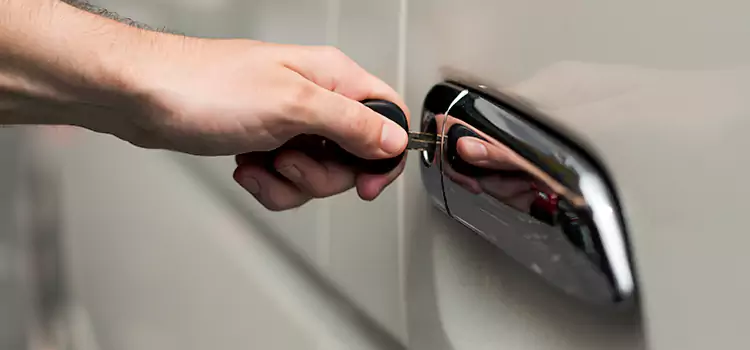 Why Choose Our Auto Locksmith Team in Irondequoit, NY?